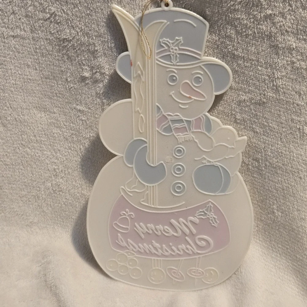 VTG‎ Snowman Suncatcher Christmas Plastic Stained Glass Skis Merry Christmas
